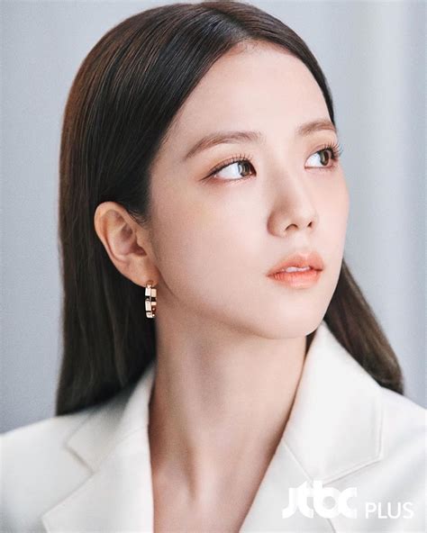 BLACKPINK's Jisoo Is Announced As Cartier's Newest  .